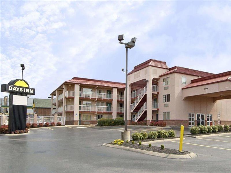 Days Inn By Wyndham Airport Nashville East Dış mekan fotoğraf