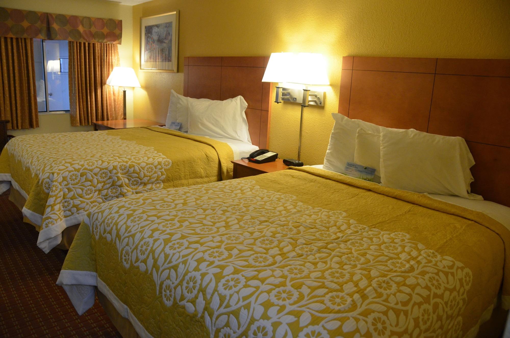 Days Inn By Wyndham Airport Nashville East Dış mekan fotoğraf