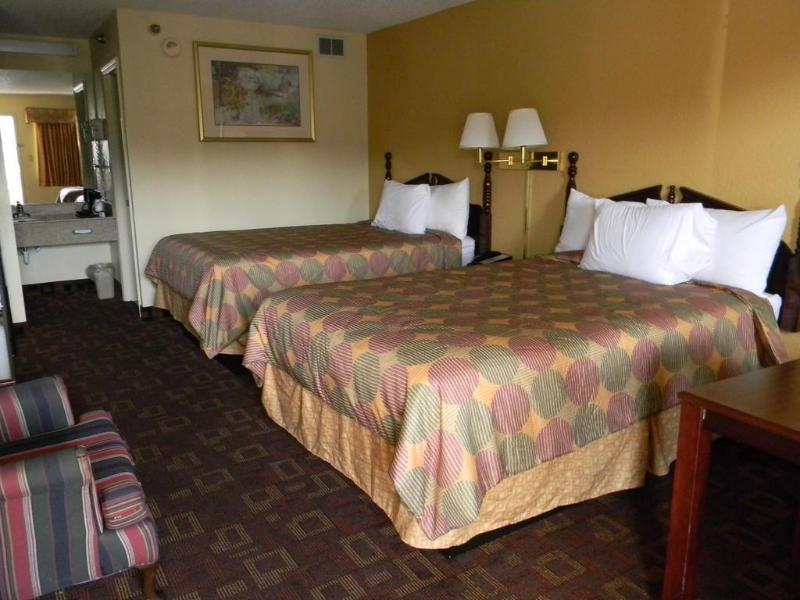 Days Inn By Wyndham Airport Nashville East Dış mekan fotoğraf